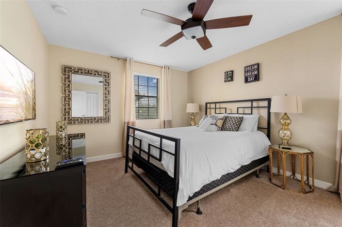 Image No.24-7 Bed Property for sale