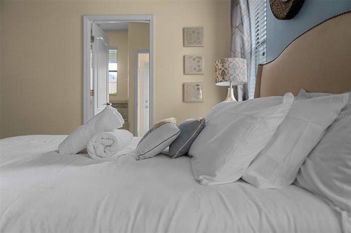 Image No.26-7 Bed Property for sale