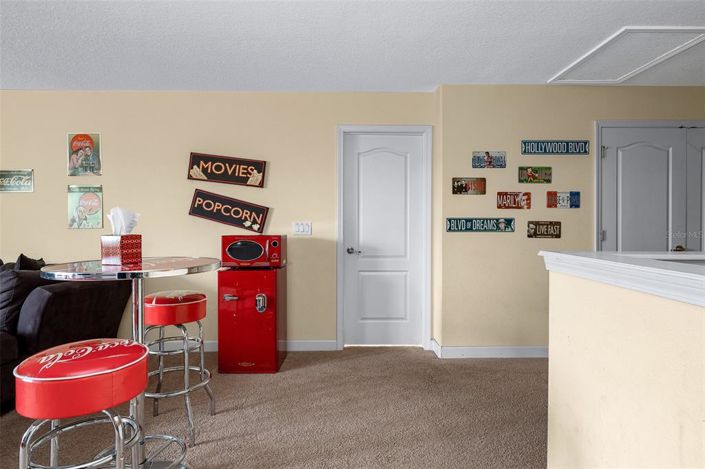 Image No.30-7 Bed Property for sale