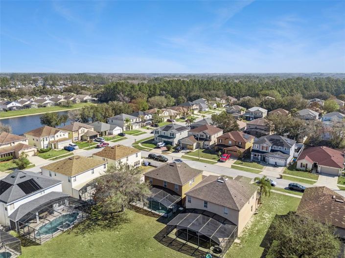 Image No.50-6 Bed Property for sale