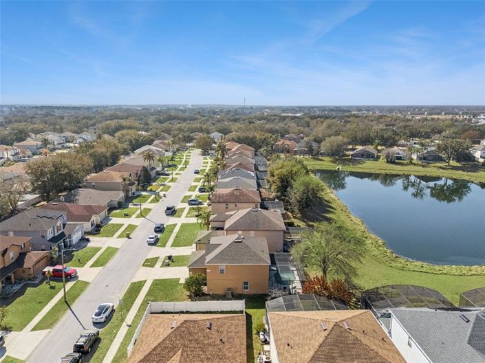 Image No.54-6 Bed Property for sale