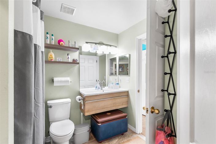 Image No.25-4 Bed Property for sale