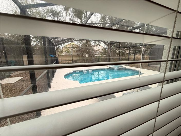 Image No.16-4 Bed Property for sale