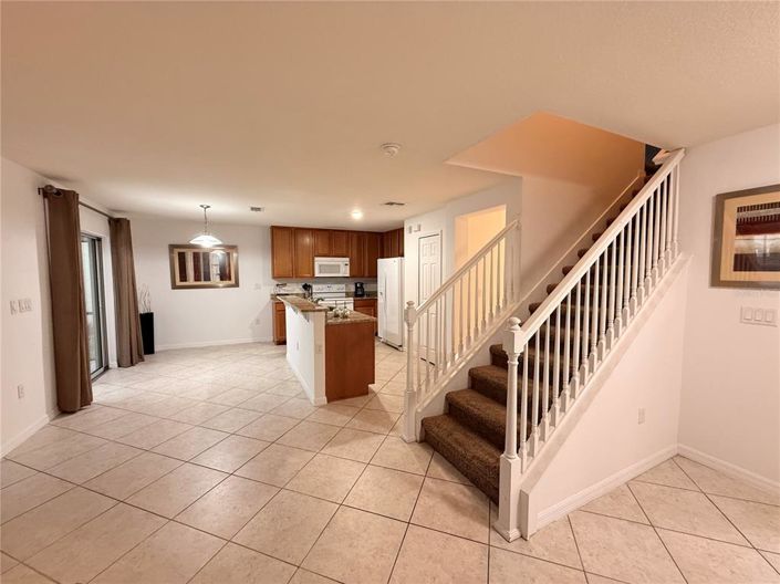 Image No.17-4 Bed Property for sale