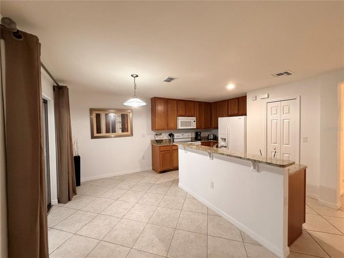 Image No.19-4 Bed Property for sale