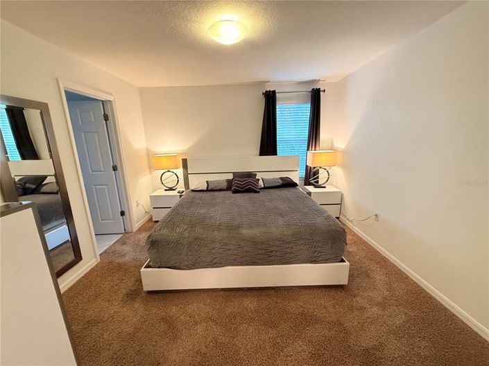 Image No.55-4 Bed Property for sale