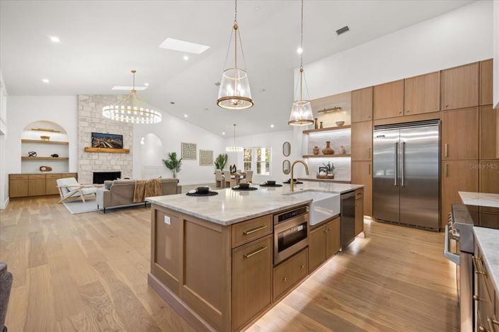 Image No.21-4 Bed Property for sale