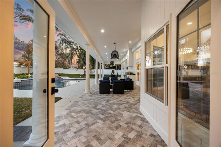 Image No.43-4 Bed Property for sale