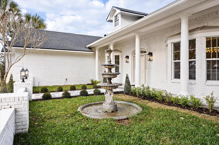 Image No.5-4 Bed Property for sale