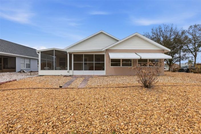 Image No.27-2 Bed Property for sale