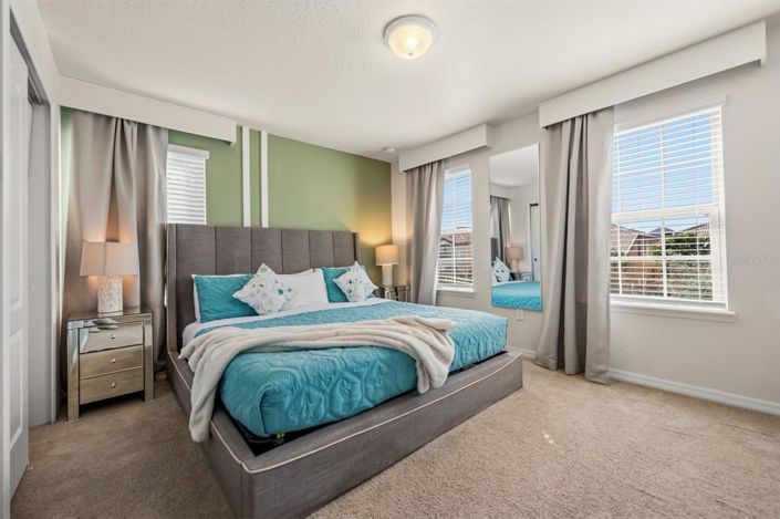 Image No.15-9 Bed Property for sale