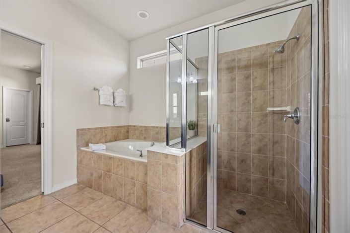 Image No.26-9 Bed Property for sale