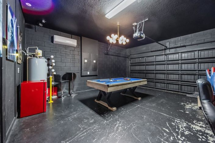 Image No.40-9 Bed Property for sale