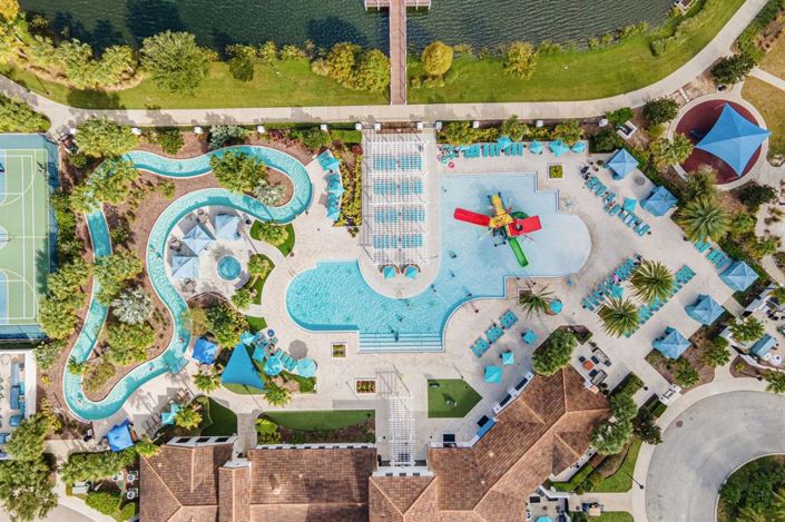 Image No.53-9 Bed Property for sale