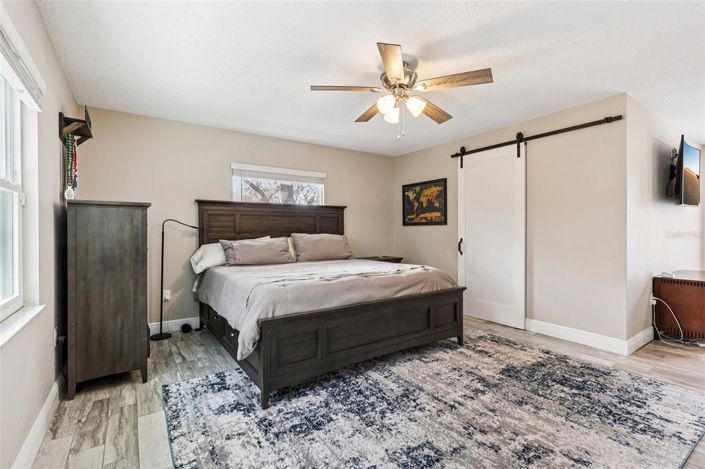 Image No.23-4 Bed Property for sale