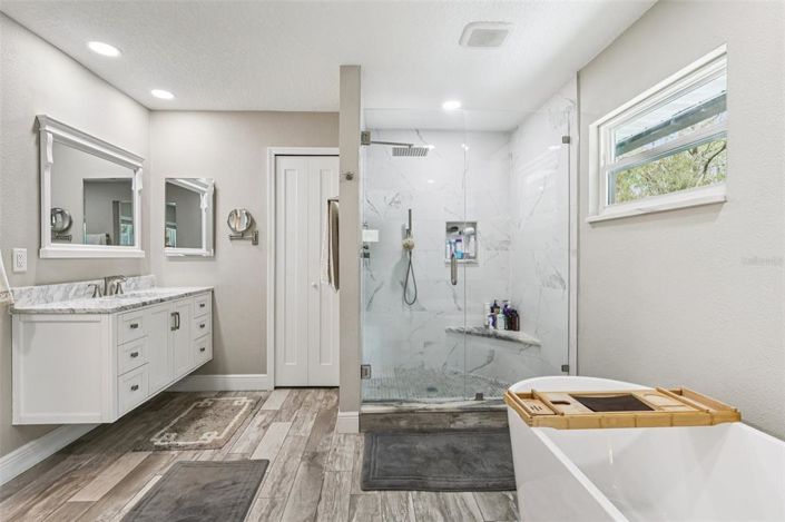 Image No.25-4 Bed Property for sale