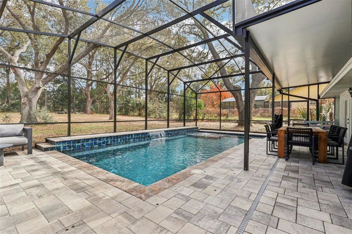 Image No.38-4 Bed Property for sale