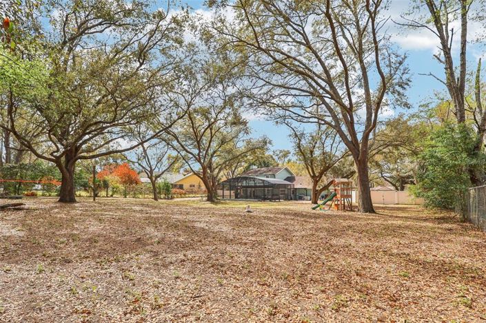 Image No.48-4 Bed Property for sale