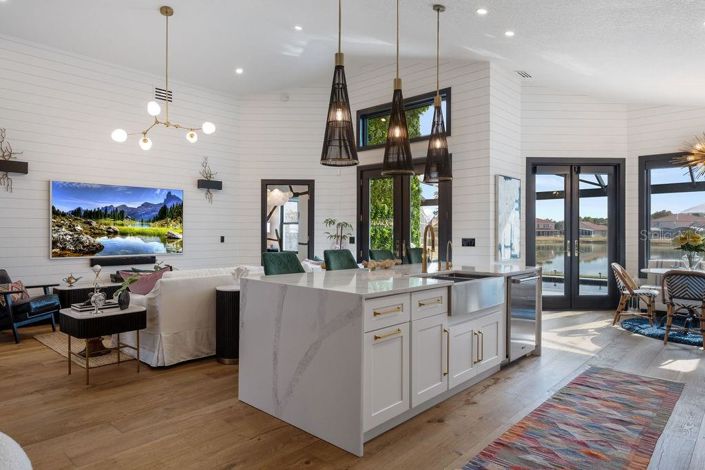 Image No.13-4 Bed Property for sale