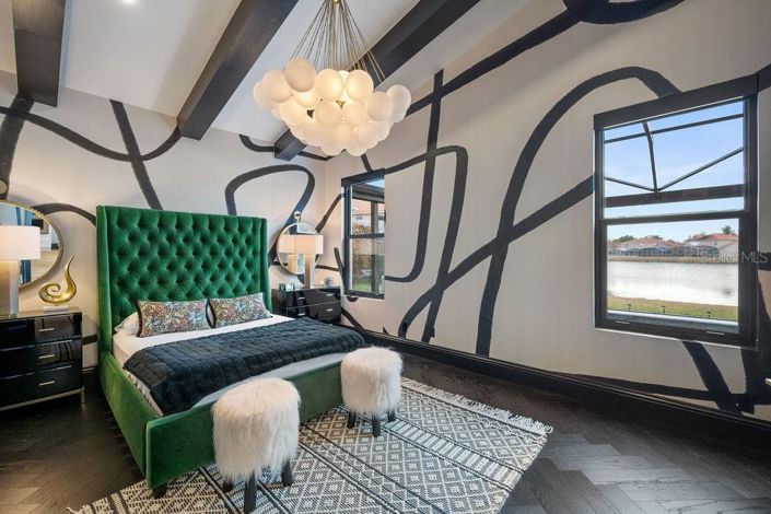 Image No.21-4 Bed Property for sale