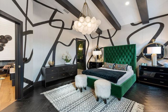 Image No.22-4 Bed Property for sale