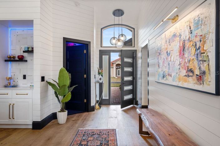 Image No.4-4 Bed Property for sale