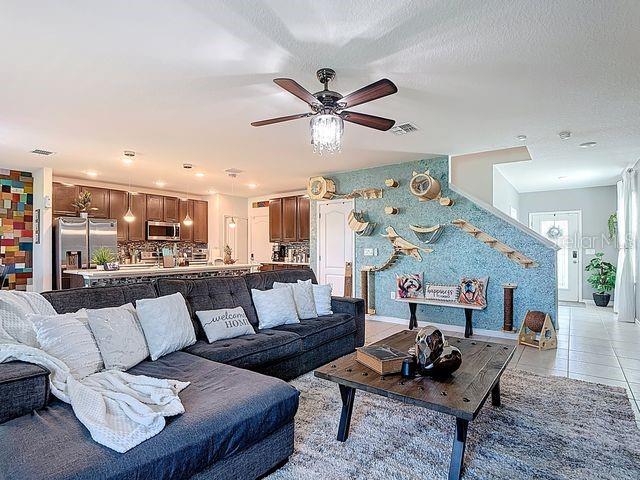 Image No.14-4 Bed Property for sale