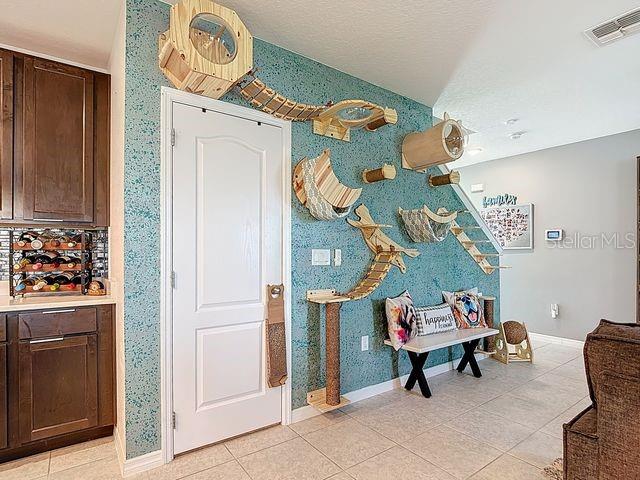 Image No.17-4 Bed Property for sale