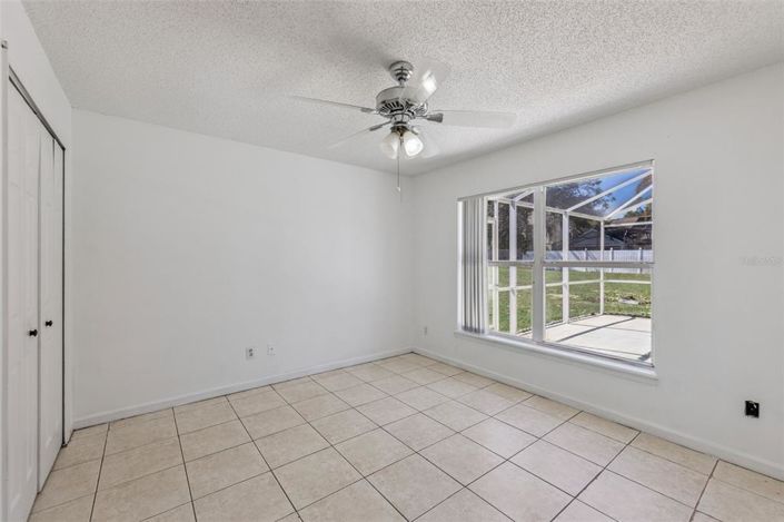 Image No.16-5 Bed Property for sale