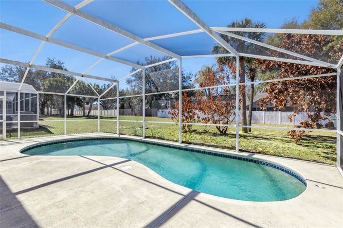 Image No.23-5 Bed Property for sale