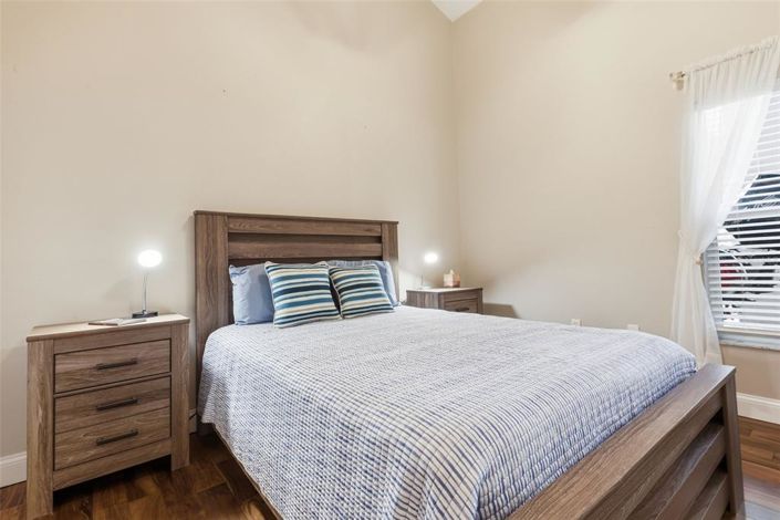 Image No.18-3 Bed Property for sale