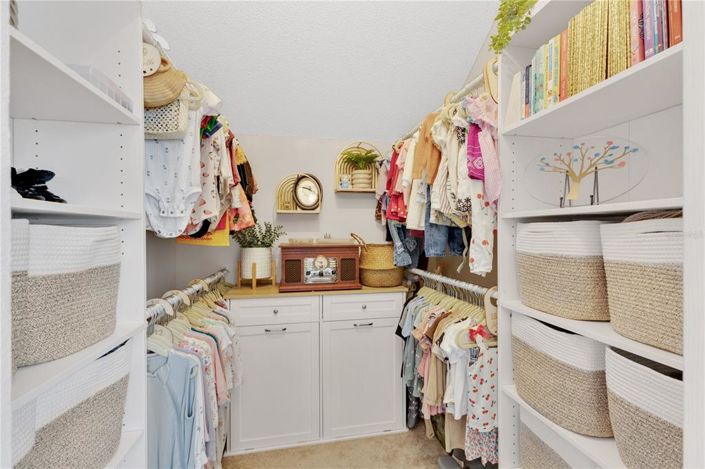 Image No.18-4 Bed Property for sale