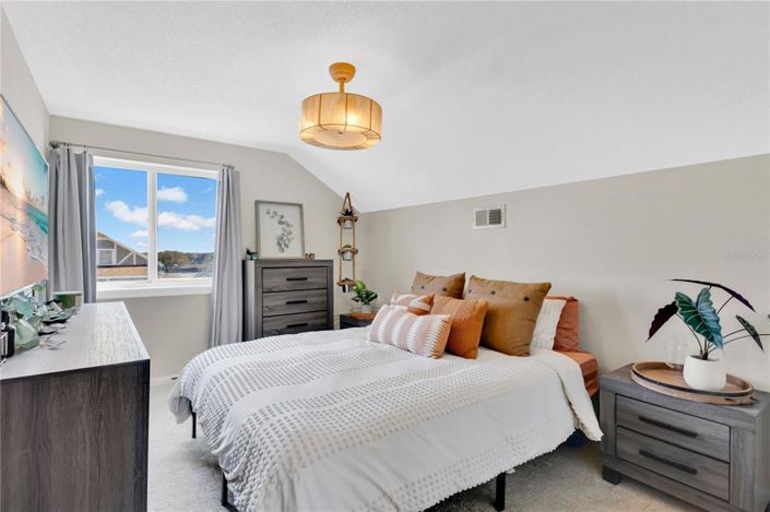 Image No.19-4 Bed Property for sale