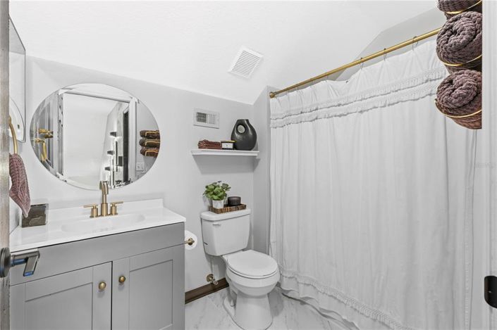 Image No.20-4 Bed Property for sale