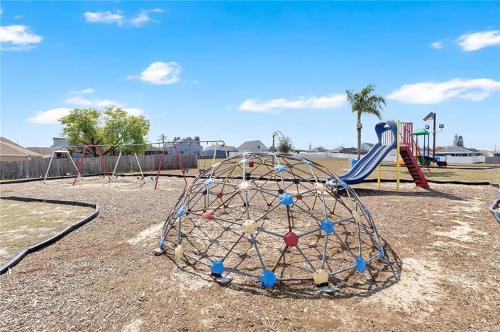 Image No.29-4 Bed Property for sale