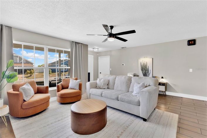 Image No.6-4 Bed Property for sale