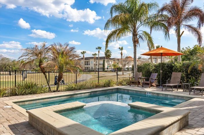 Image No.25-5 Bed Property for sale