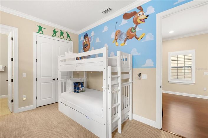 Image No.37-5 Bed Property for sale