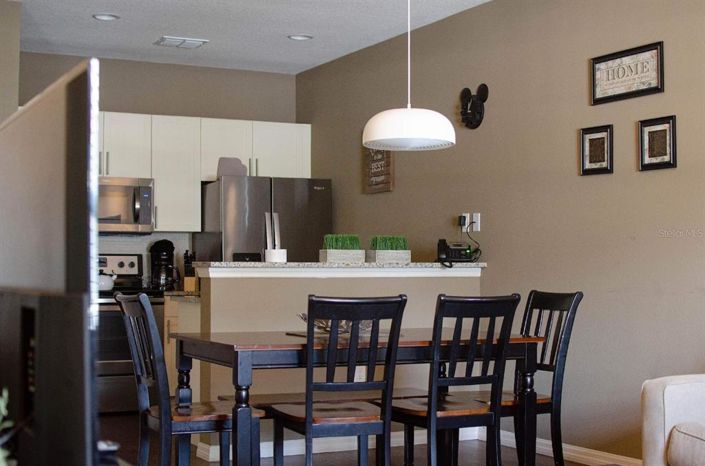 Image No.8-3 Bed Townhouse for sale