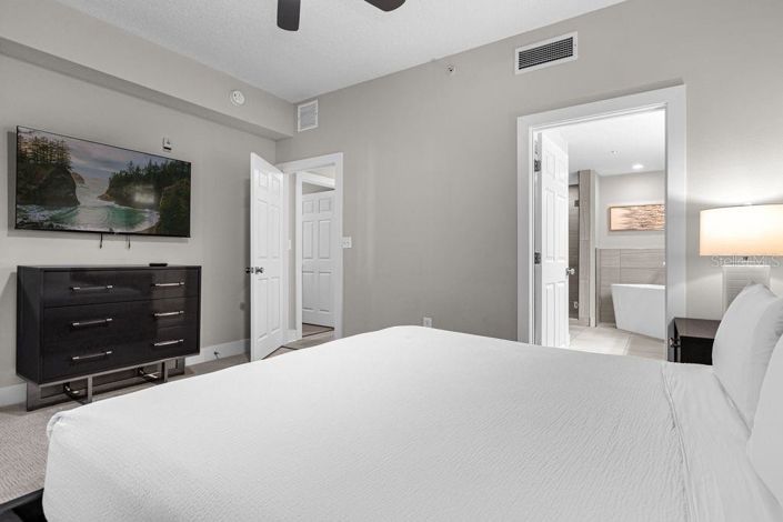 Image No.15-3 Bed Property for sale