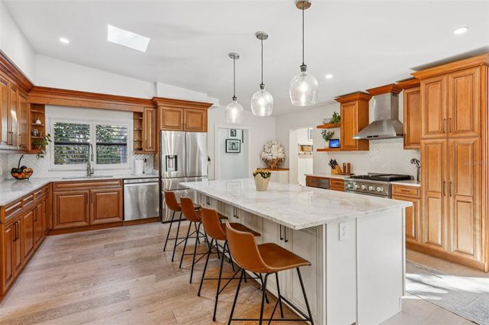 Image No.22-4 Bed Property for sale