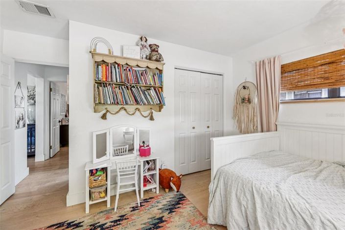 Image No.28-4 Bed Property for sale