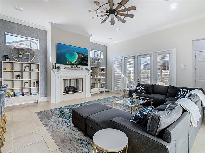 Image No.15-5 Bed Property for sale