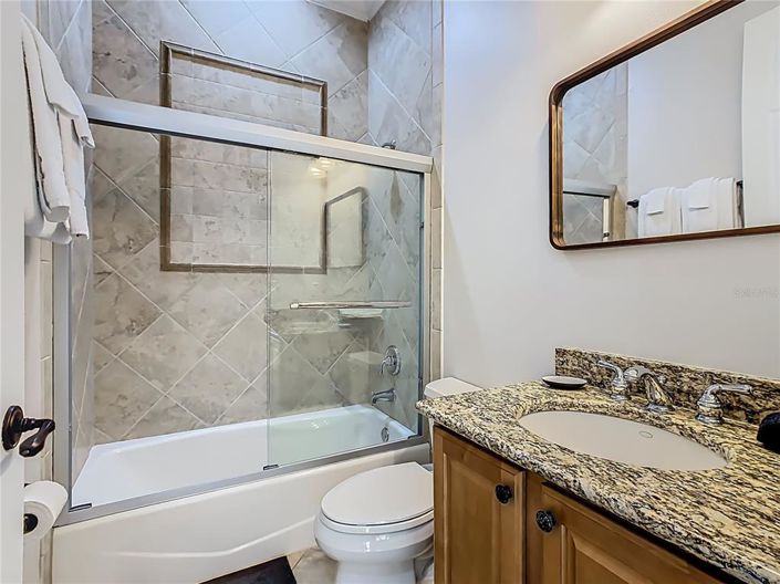 Image No.29-5 Bed Property for sale