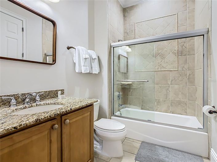 Image No.36-5 Bed Property for sale