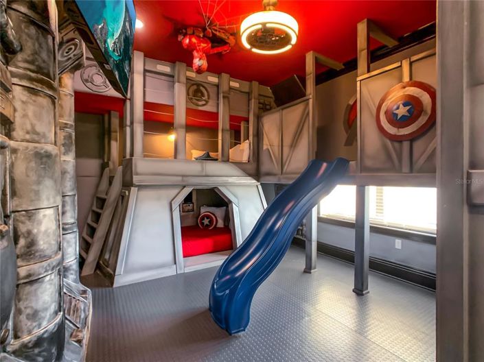 Image No.37-5 Bed Property for sale