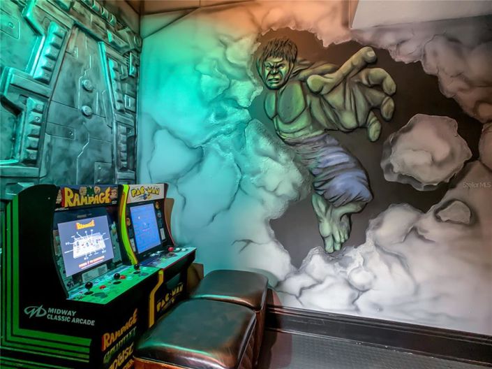 Image No.40-5 Bed Property for sale