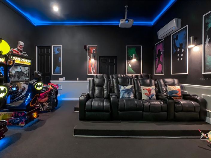 Image No.44-5 Bed Property for sale