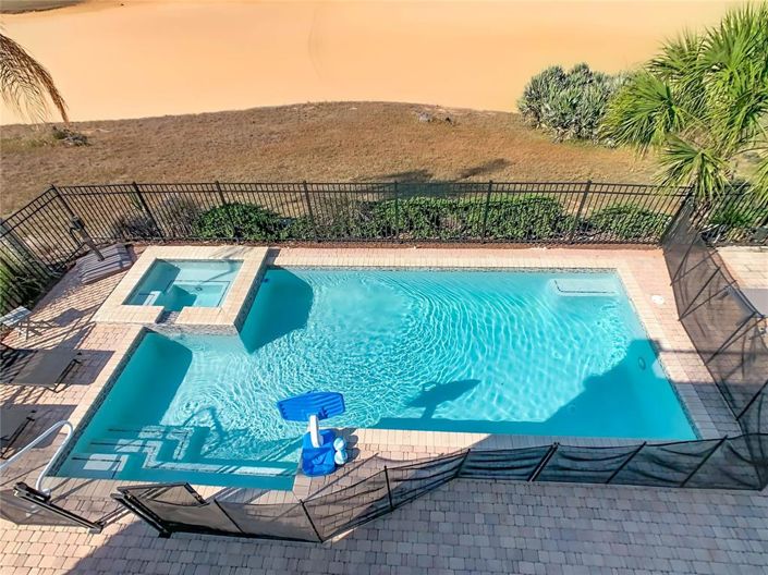 Image No.51-5 Bed Property for sale