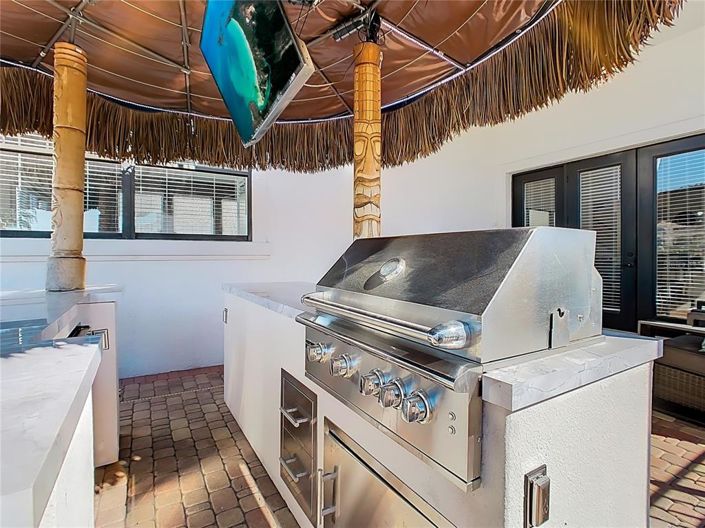 Image No.54-5 Bed Property for sale